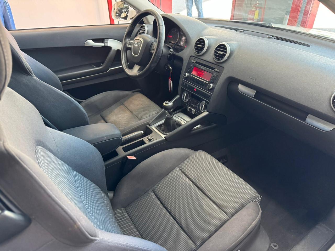 Audi A3 SPB 1.6 TDI 105 CV CR Ambition