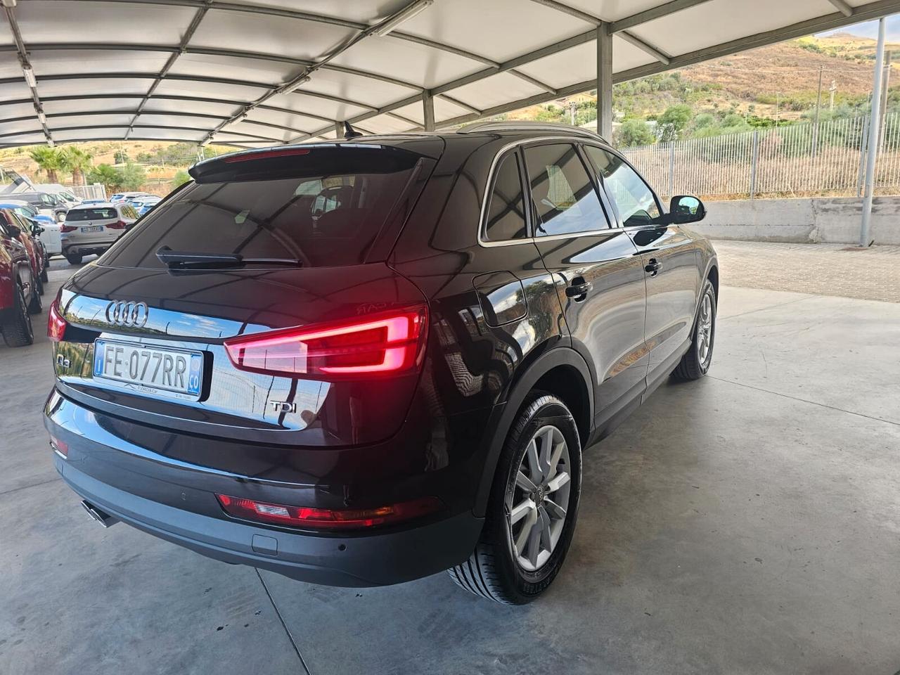 AUDI Q3 2.0 TDI BUSINESS 07/2016