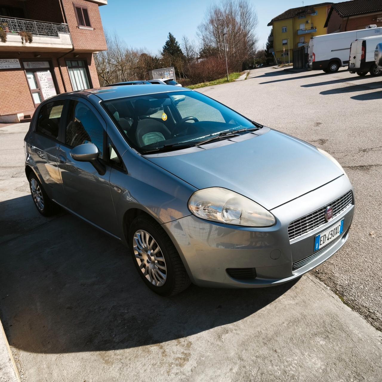 Fiat Grande Punto 1.3 MJT 75 CV 5 porte Dynamic