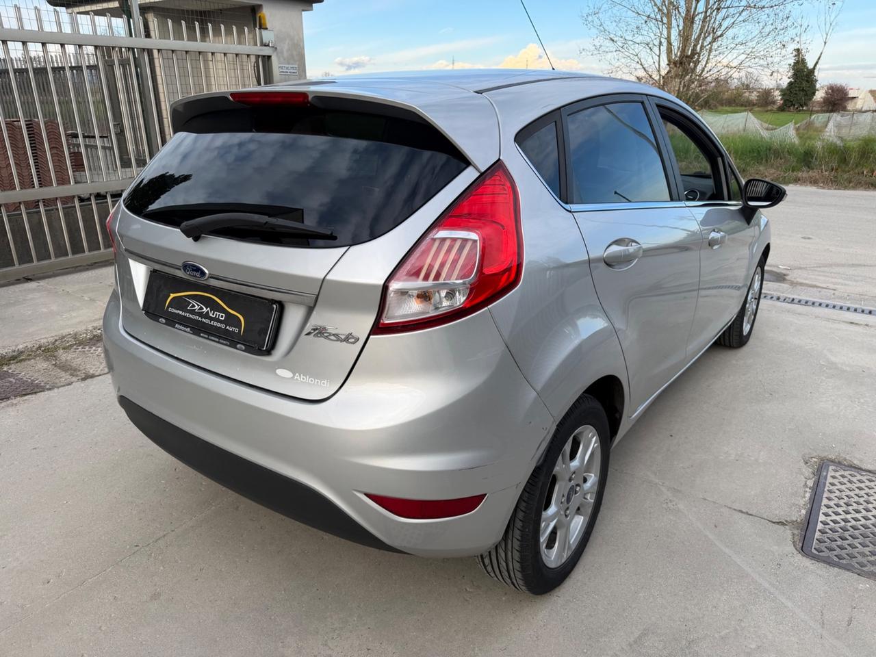 Ford Fiesta 1.4 5 porte Bz.- GPL Black & White Edition