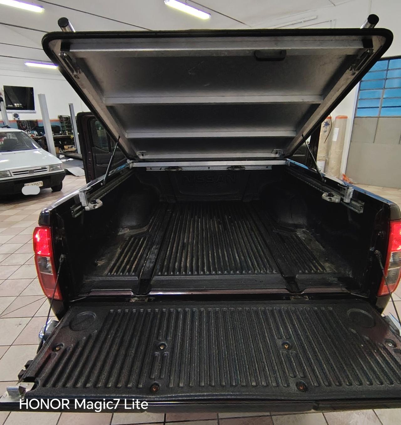 Nissan Navara 2.5 dCi 190CV 4 porte Double Cab LE