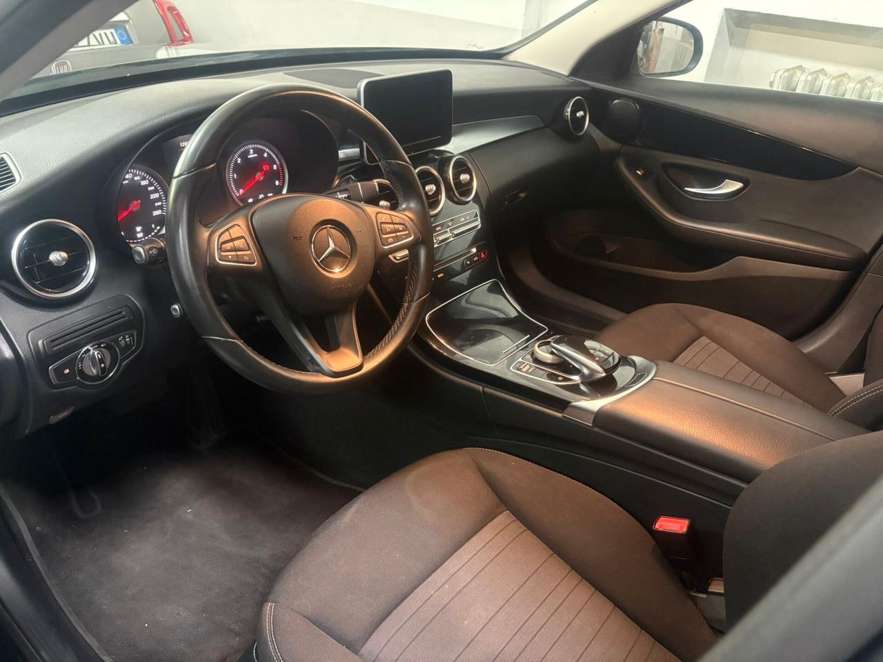 Mercedes-benz C 180 d Auto Premium Plus