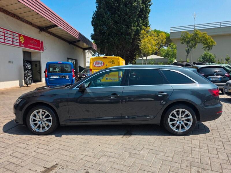 AUDI A4 5ª serie A4 Avant 2.0 TFSI g-tron S li...