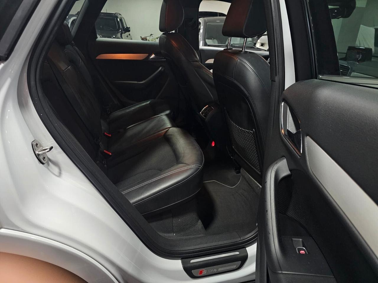 NUOVA AUDI Q3 S-LINE IDENTITY BLACK S-TRONIC 2.0 TDI 150CV QUATTRO