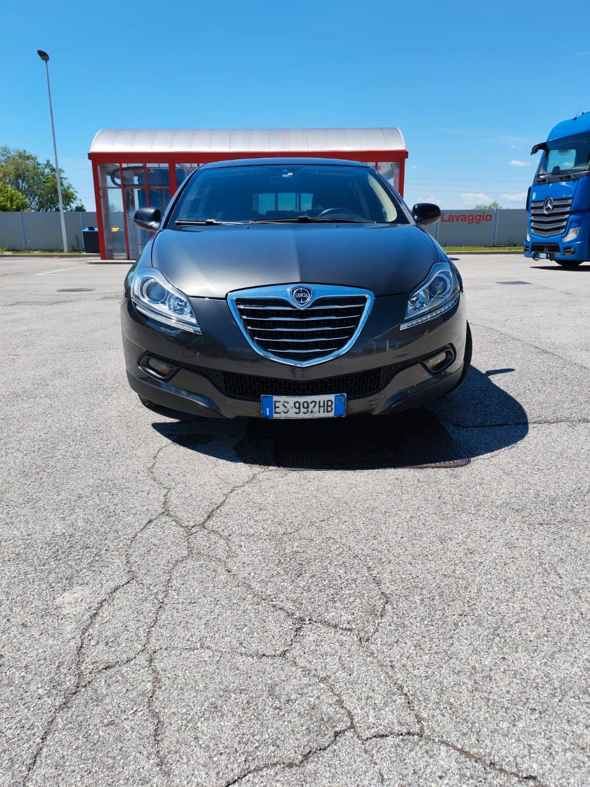 Lancia Delta 1.6 MJT DPF Silver