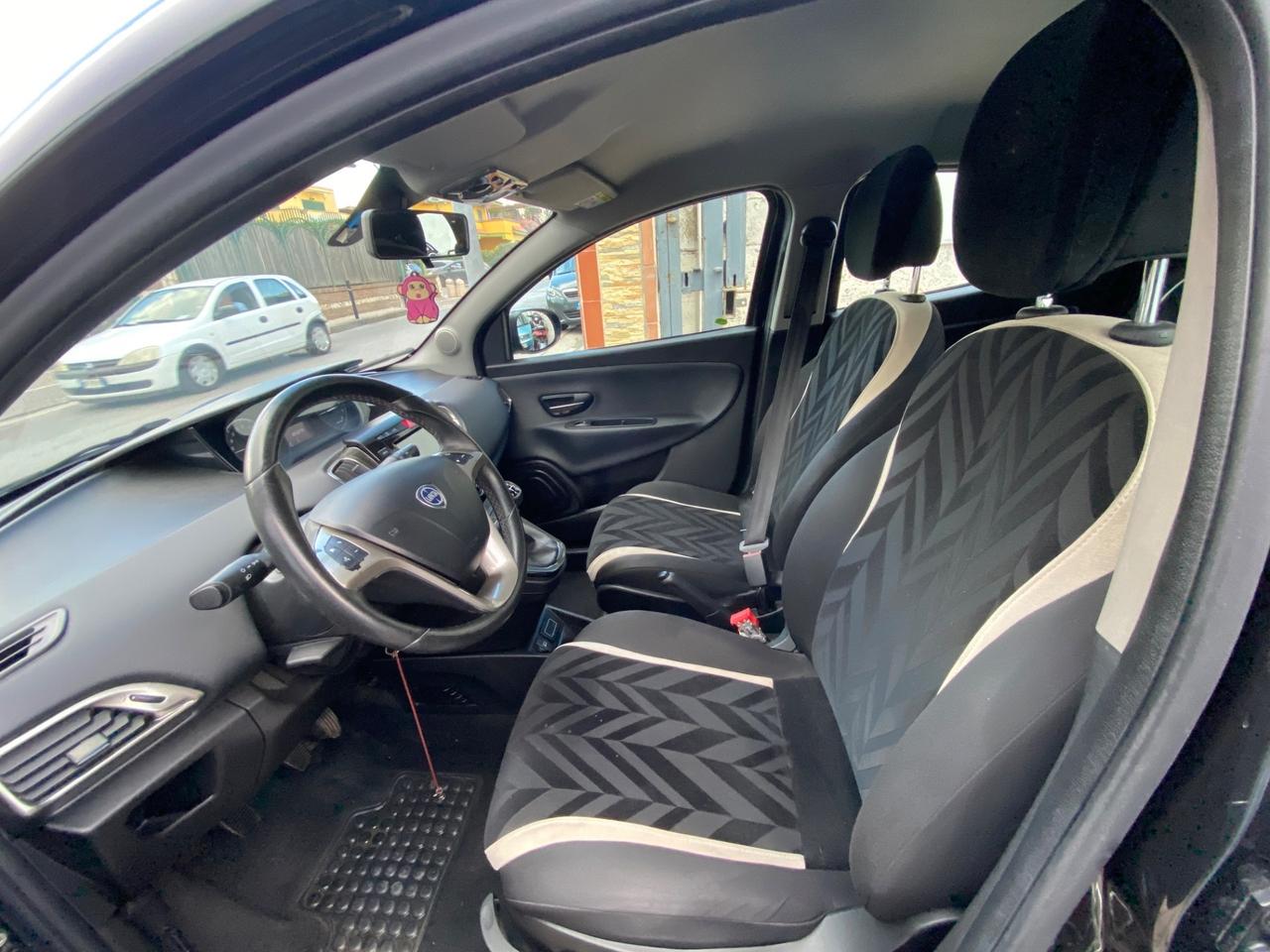 Lancia Ypsilon 1.2 69 CV 5 porte GPL Ecochic Mya