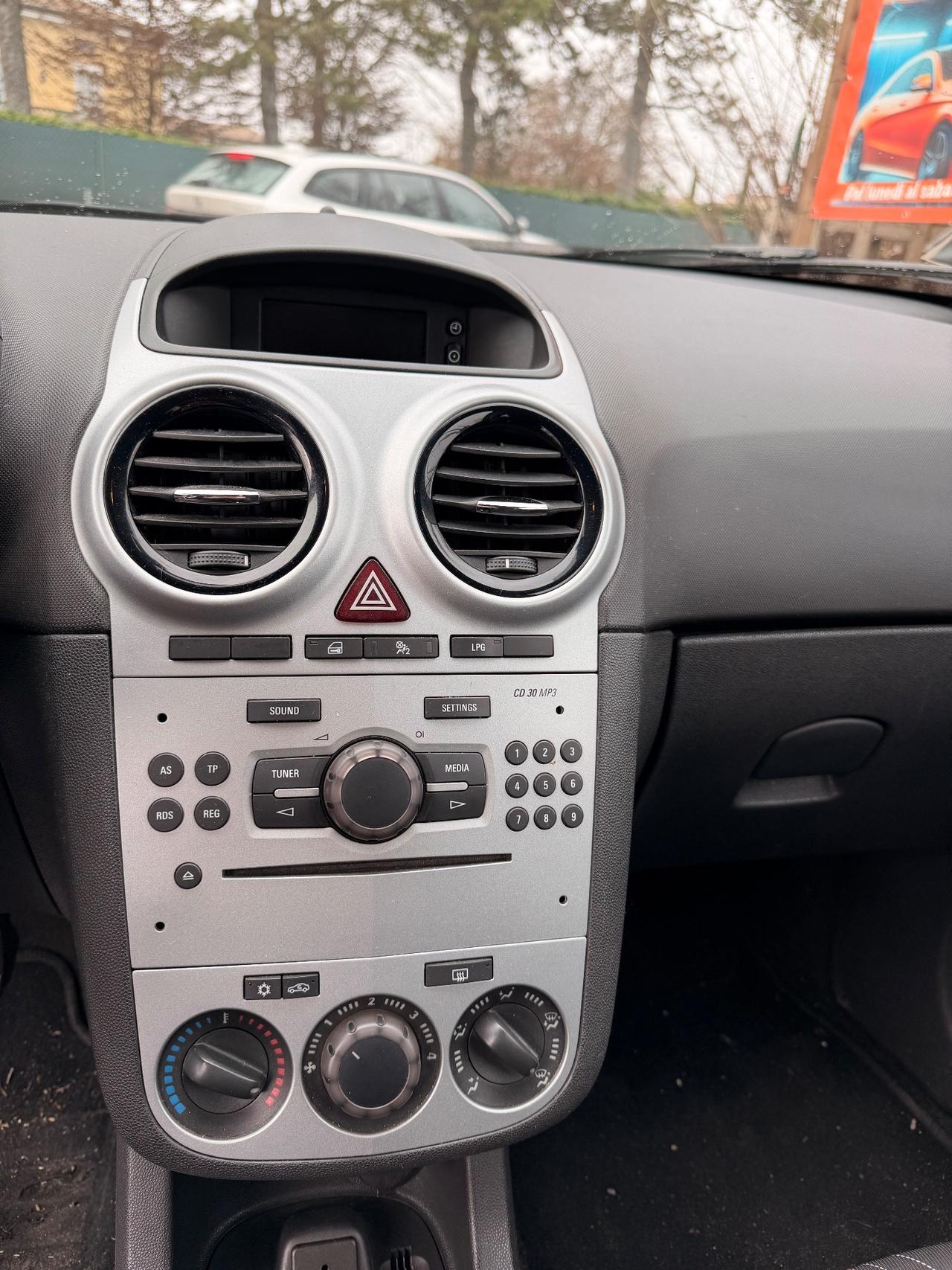 Opel Corsa 1.2 85CV 3 porte GPL-TECH Elective