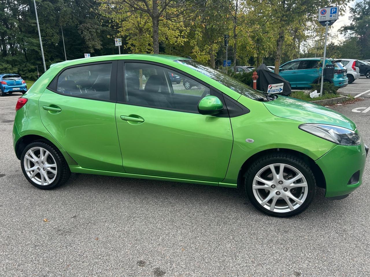 Mazda 2 Mazda2 1.3 16V 86CV 5p. Neo patentati