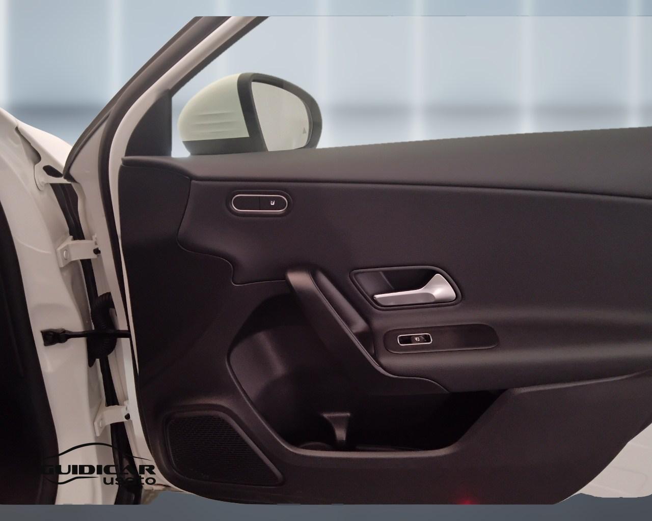 Mercedes-Benz Classe A - W177 2023 - A 180 d Advanced auto