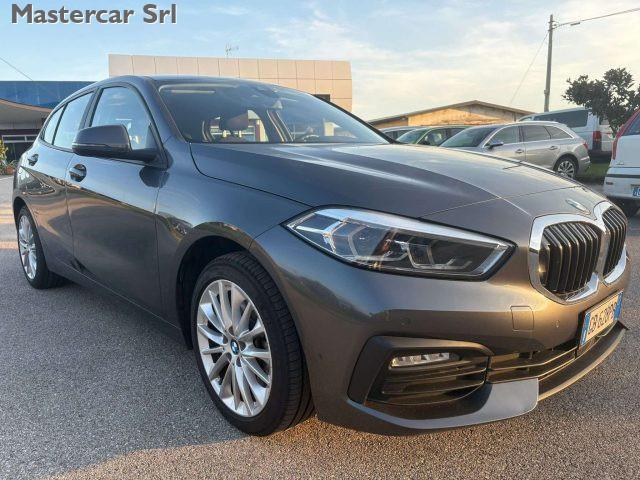 BMW 120 Serie 1 F40 120d xdrive Bus Adva auto GB628PB