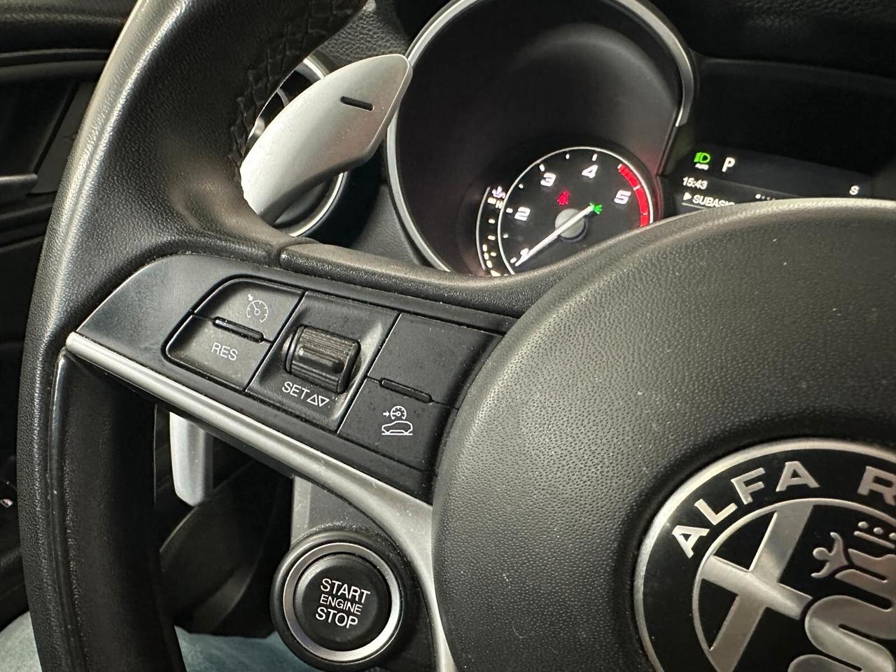 Alfa Romeo Stelvio 2.2 Turbodiesel 180 CV AT8 RWD Super