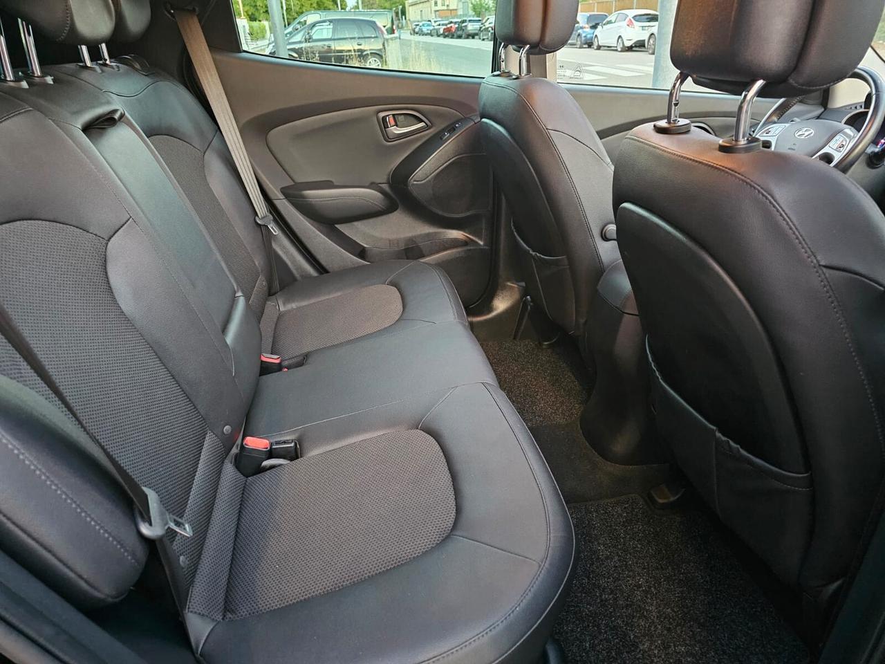 Hyundai iX35 1.7 CRDi 115cv Blue*Pelle*Navi*Tetto*Bi-Xeno*Unipro*