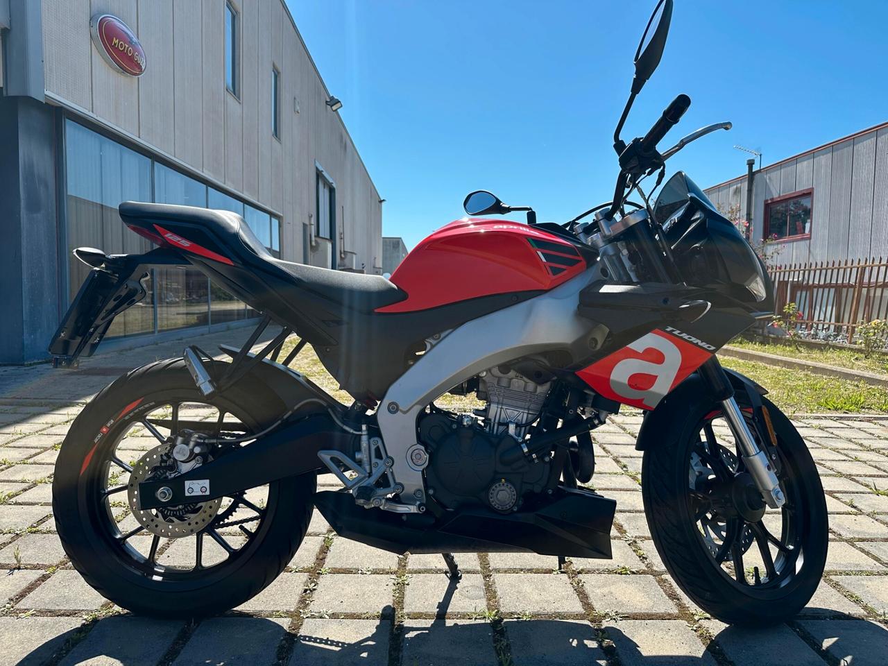 Aprilia Tuono 125 ABS E4