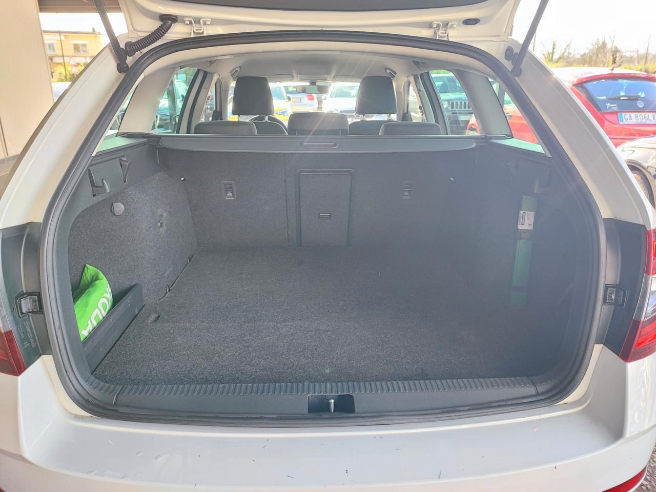 Skoda Octavia 1.5 DSG Wagon Style G-Tec