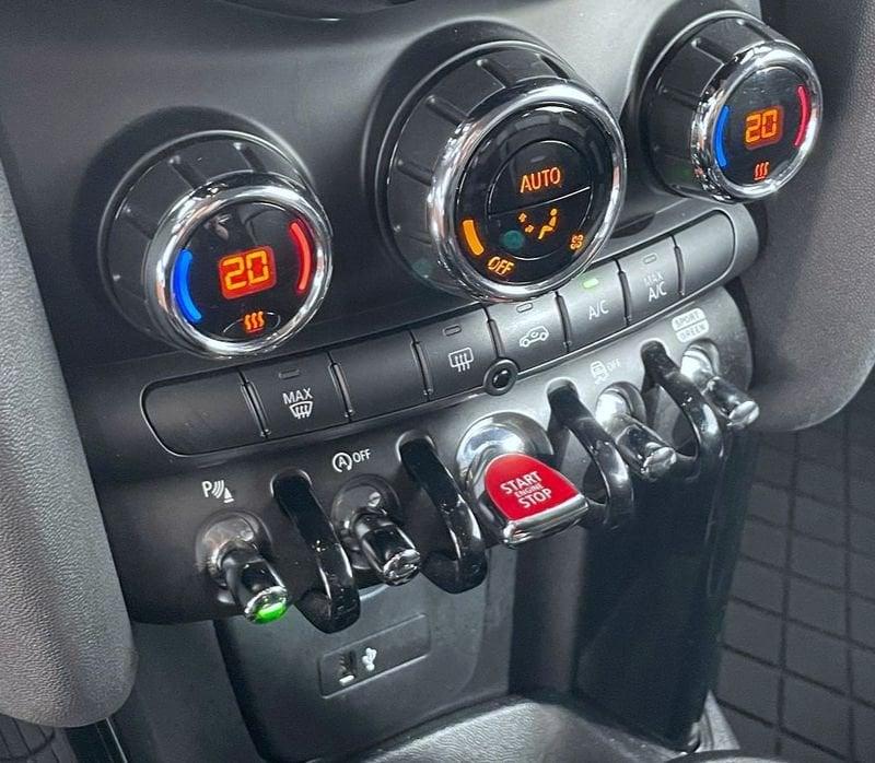 MINI Mini Cooper SD Hype automatica