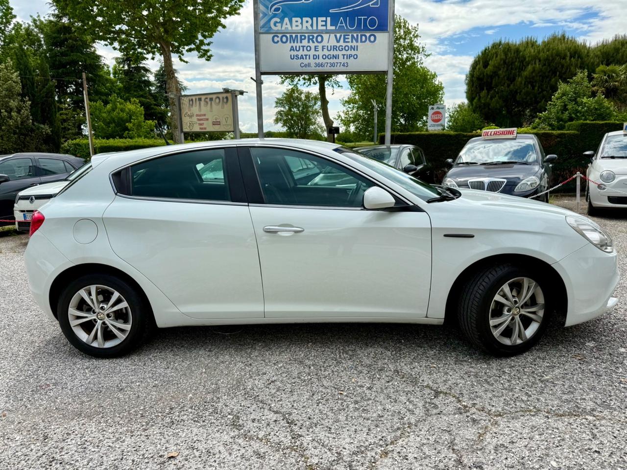 Alfa Romeo Giulietta 1.6 JTDm-2 Progression g.traino Ok NEOPATENTATI