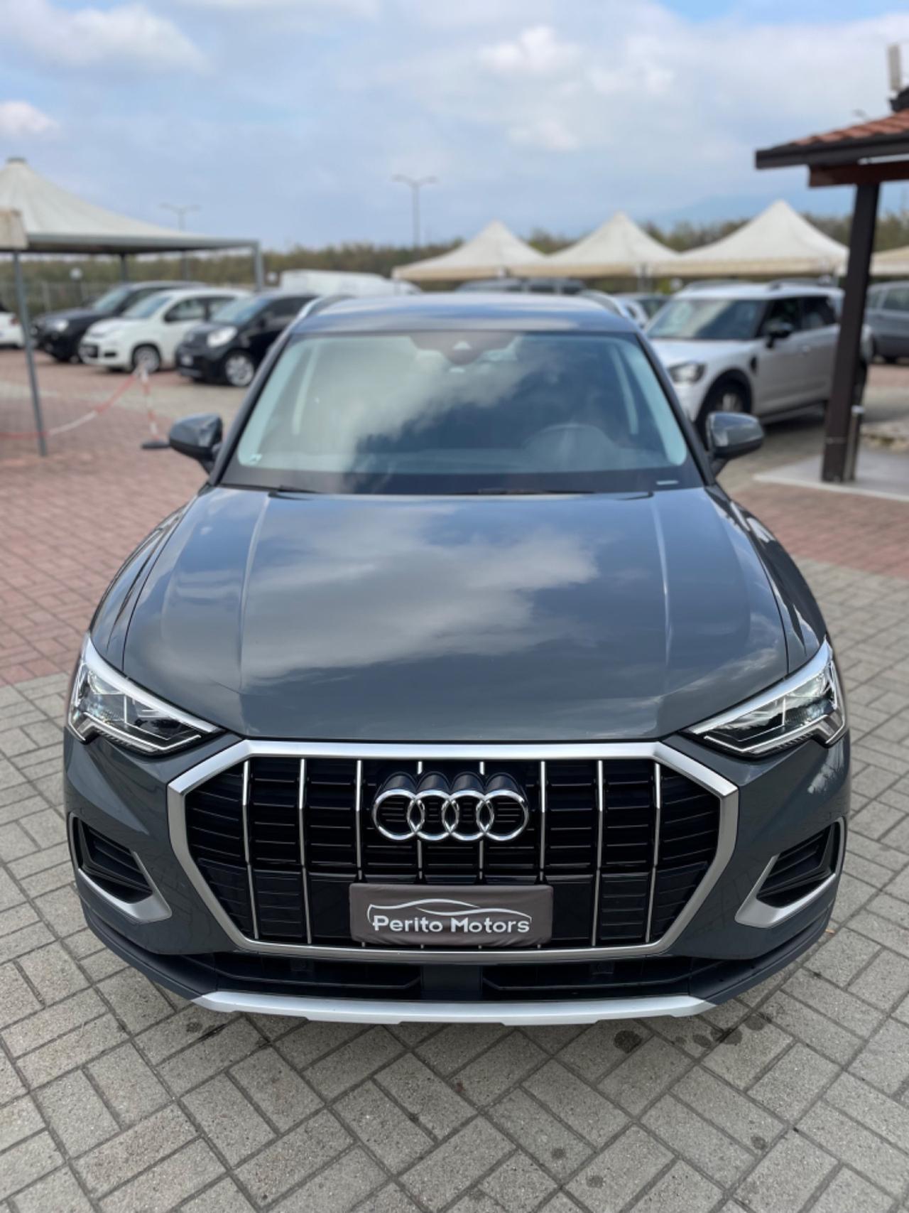 Audi Q3 35 TDI S tronic Business Advanced