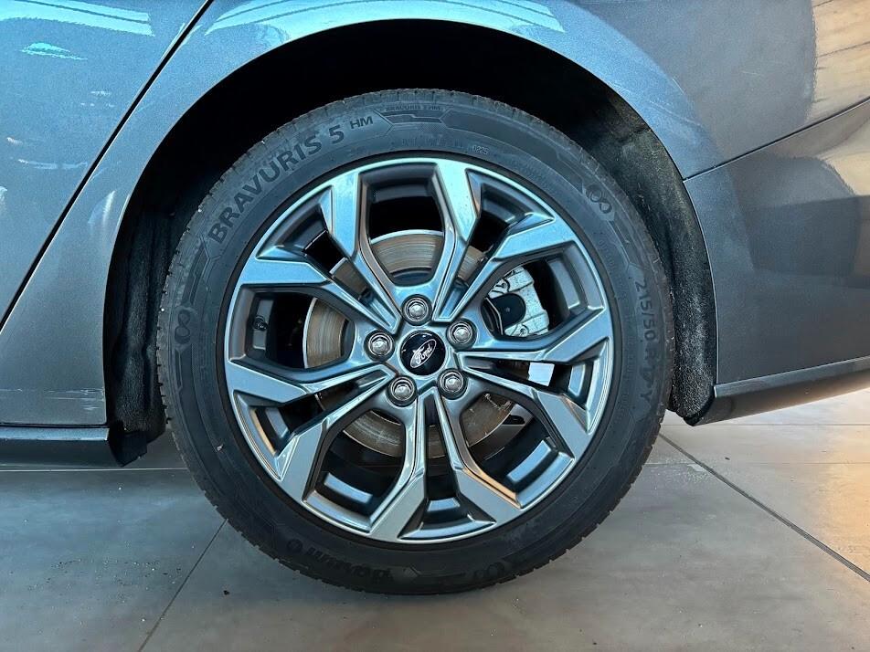 Ford Focus 1.0 EcoBoost Hybrid 125 CV powershift ST-Line