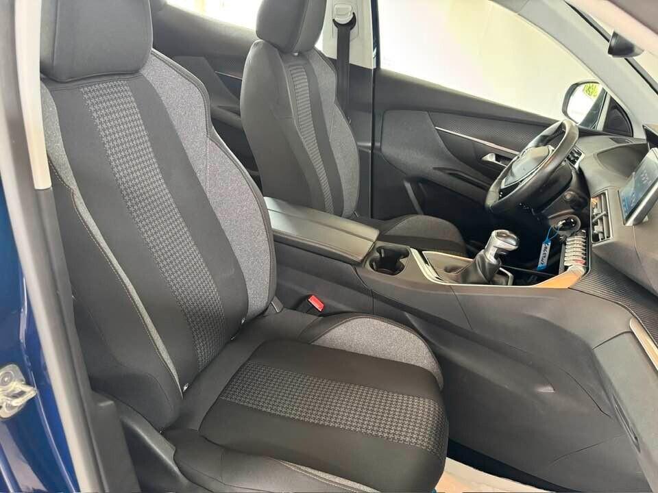 Peugeot 3008 BlueHDi 130 S&S Business