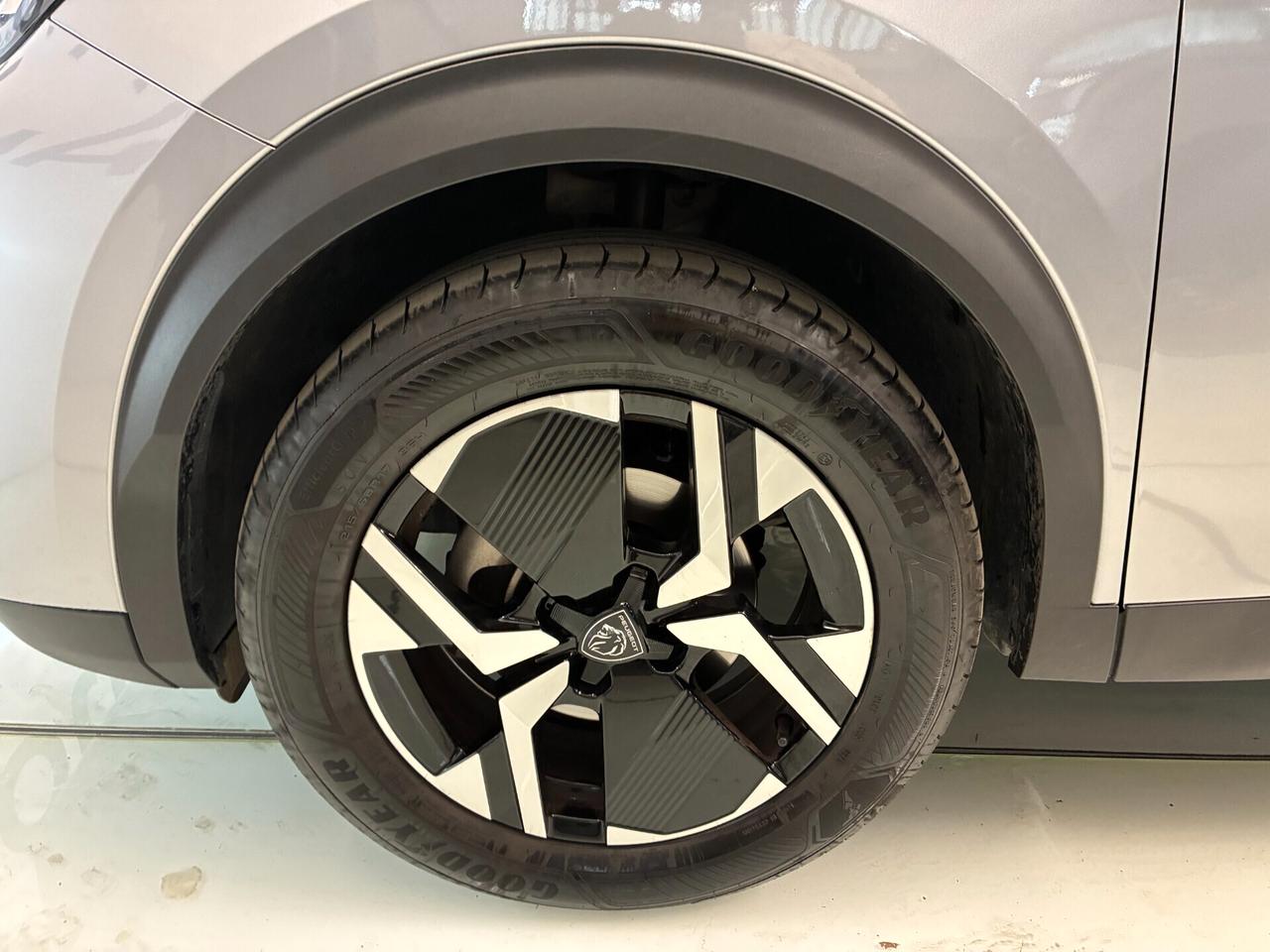 Peugeot 2008 PureTech 130 S&S EAT8 Allure Vettura in arrivo