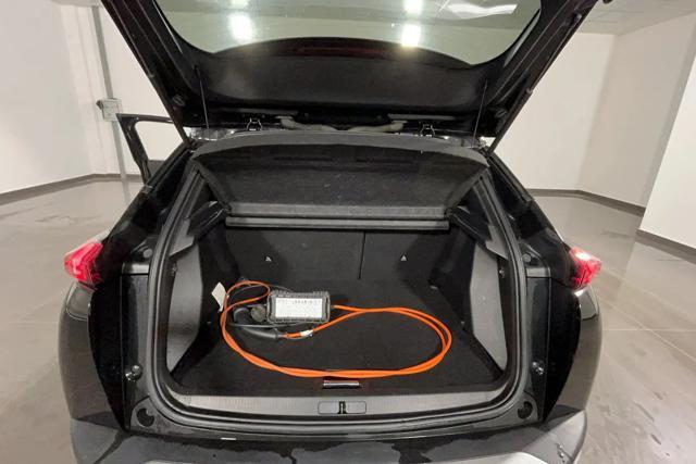 PEUGEOT 2008 motore elettrico 136 CV GT