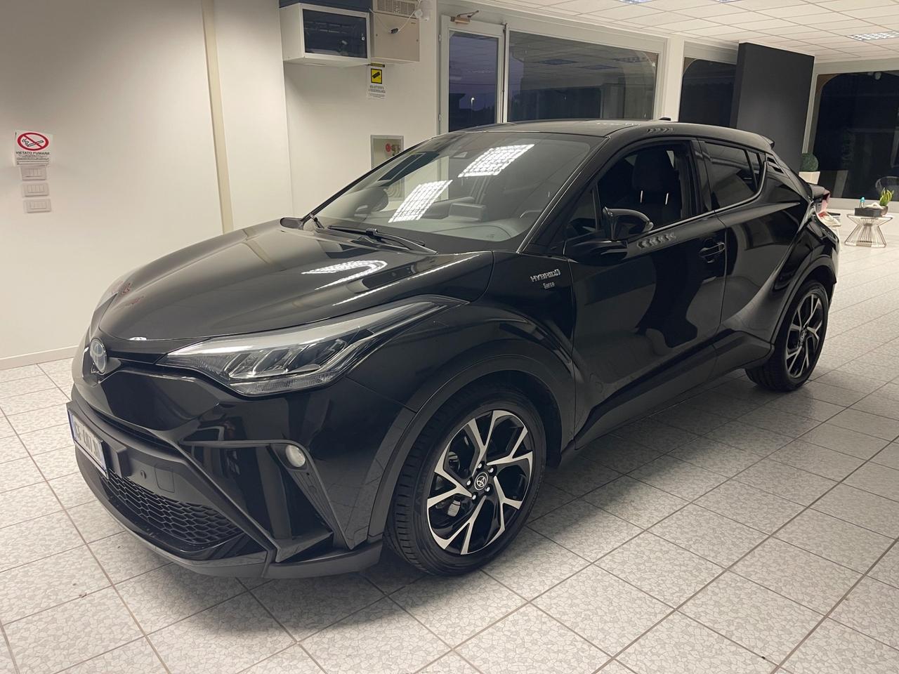 Toyota C-HR 1.8 Hybrid E-CVT Lounge
