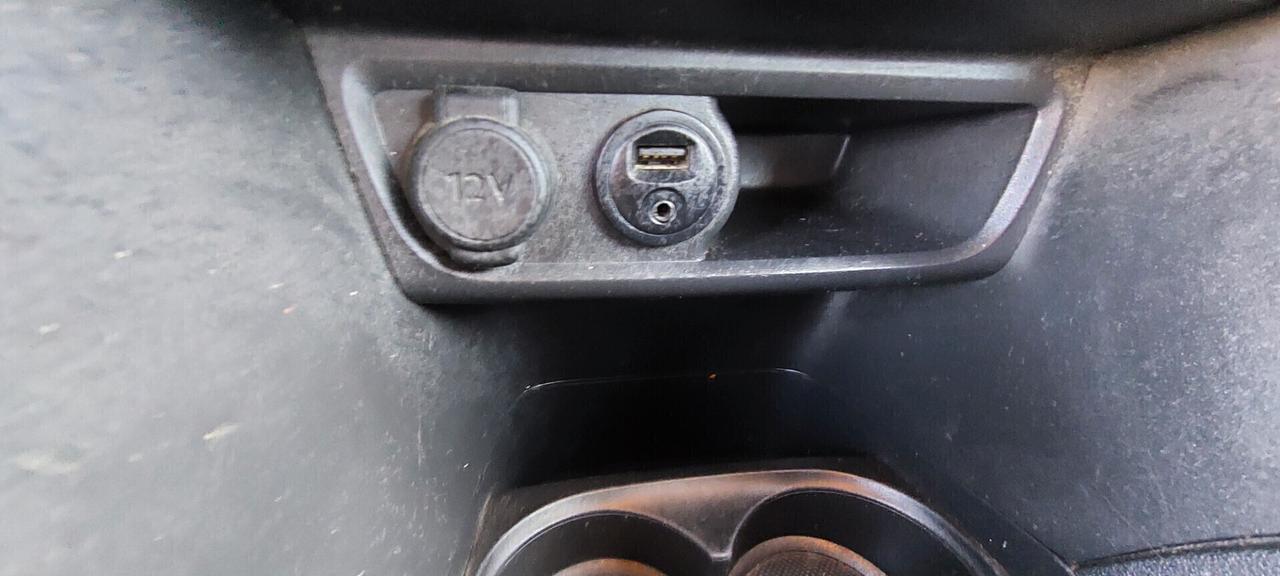 PEUGEOT 208 1,2 GPL DI SERIE 82 CV TELEFONO CRUISE CONTROL LEGA SENSORI OK CERTIFICATA