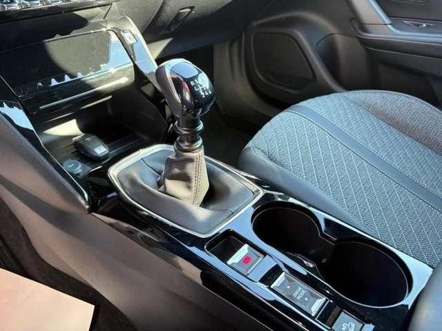 Peugeot 2008 PureTech 100 S&S Allure LED-CAM-17"