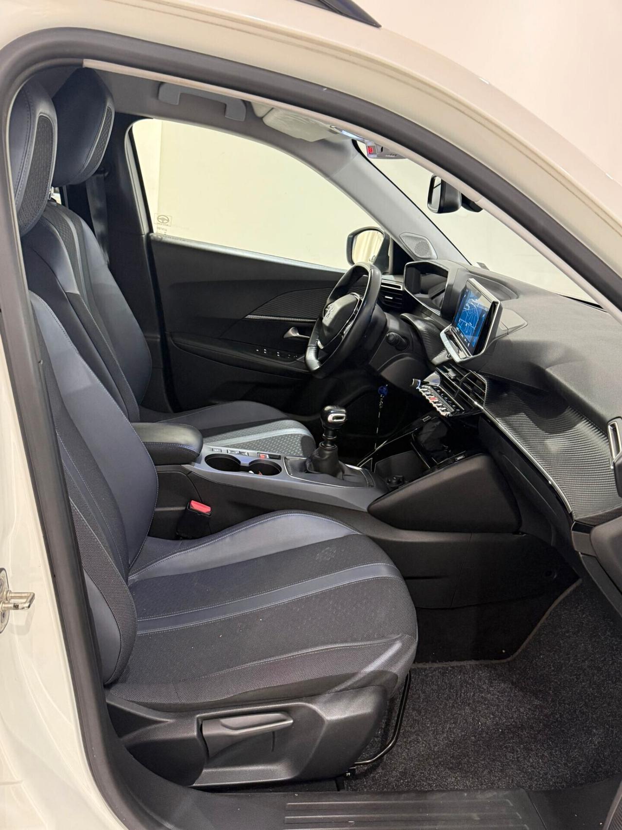 Peugeot 2008 1.2 130cv Allure Pack Cockpit