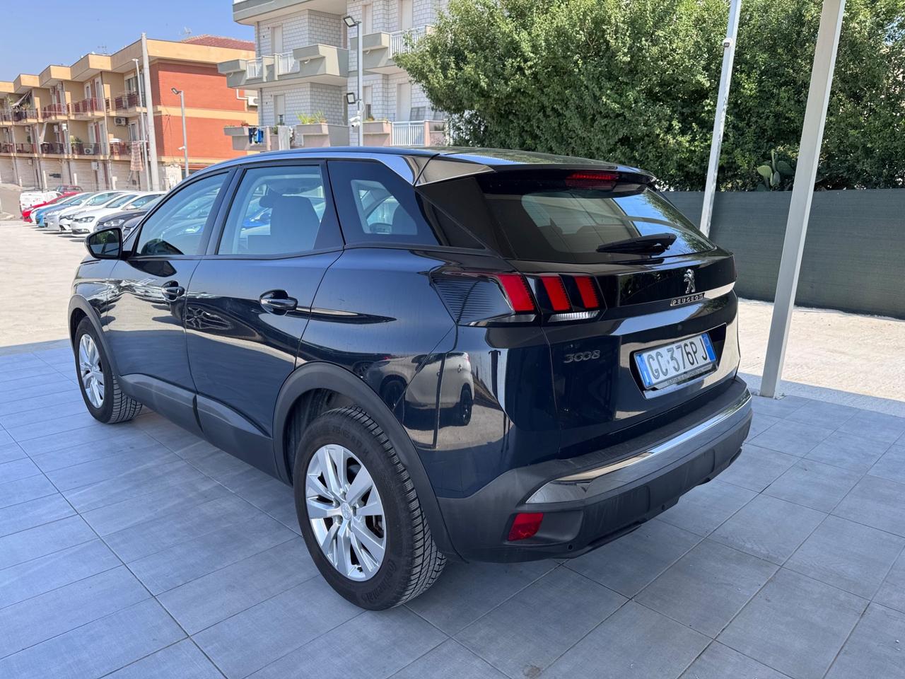 Peugeot 3008 BlueHDi 130 S&S EAT8 Active