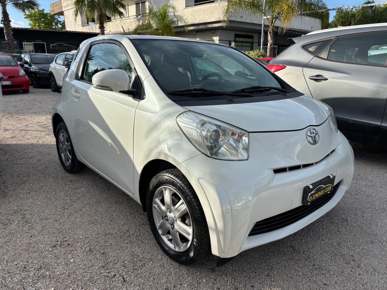 TOYOTA IQ 1.0 BENZ 68CV PERFETTA