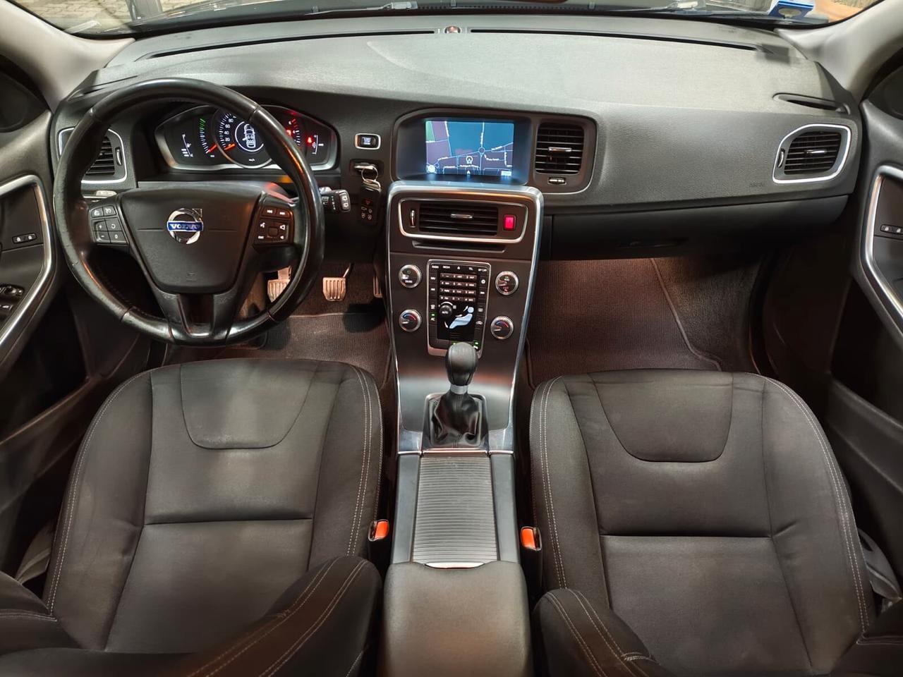 Volvo V60 D2 1.6 DIESEL NEOPATENTATI