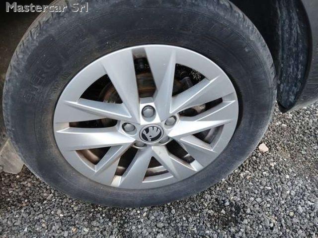 SKODA Fabia NEOPATENTATI 2022 1.0 mpi evo Ambition TG: GM101VP