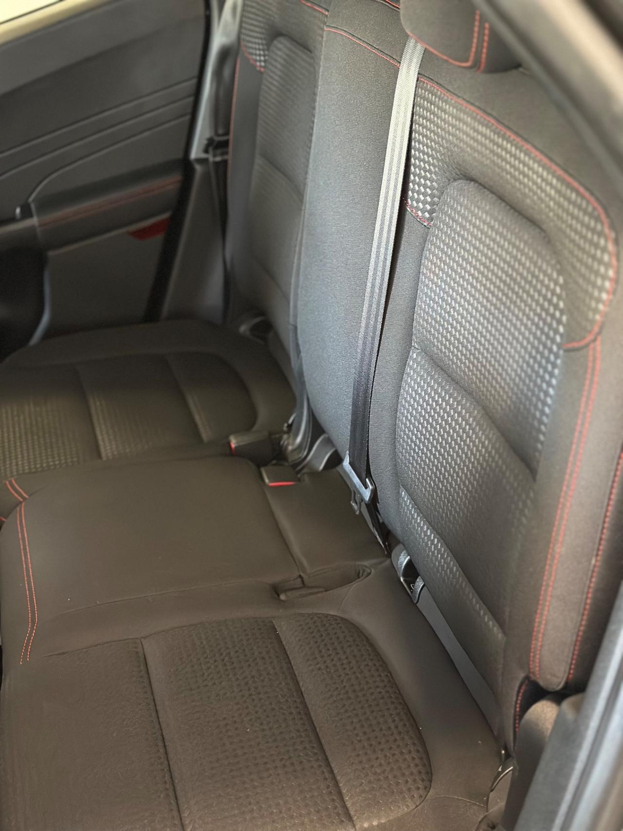 Ford Kuga 2.0 EcoBlue Hybrid 150 CV 2WD ST-Line