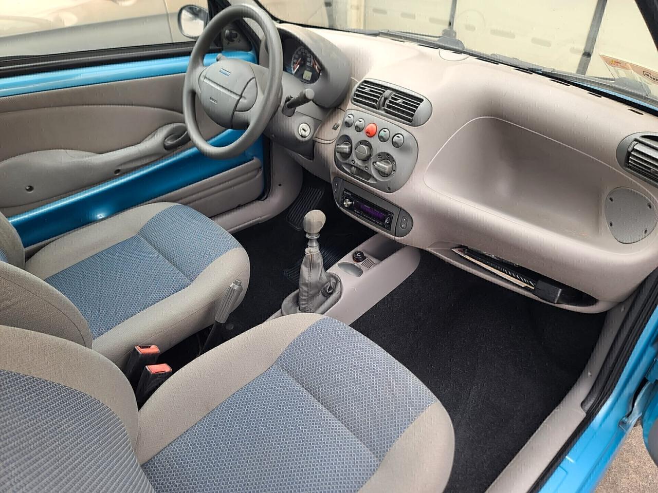 Fiat 600 CON A/C SOLO 59.000KM