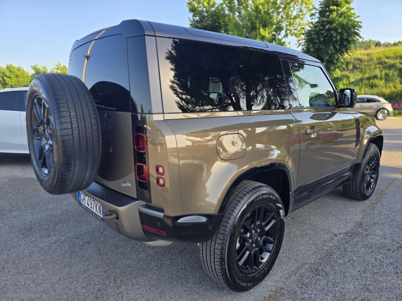 LAND ROVER Defender 90 3.0D I6 200 CV X-Dynamic S