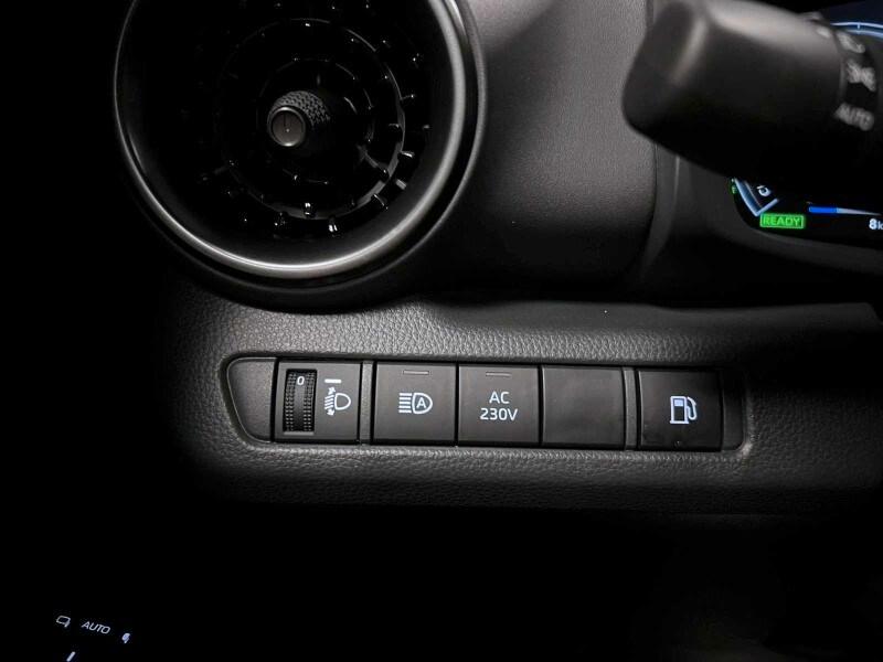 TOYOTA C-HR (2023-->) C-HR 2.0 PHEV Trend