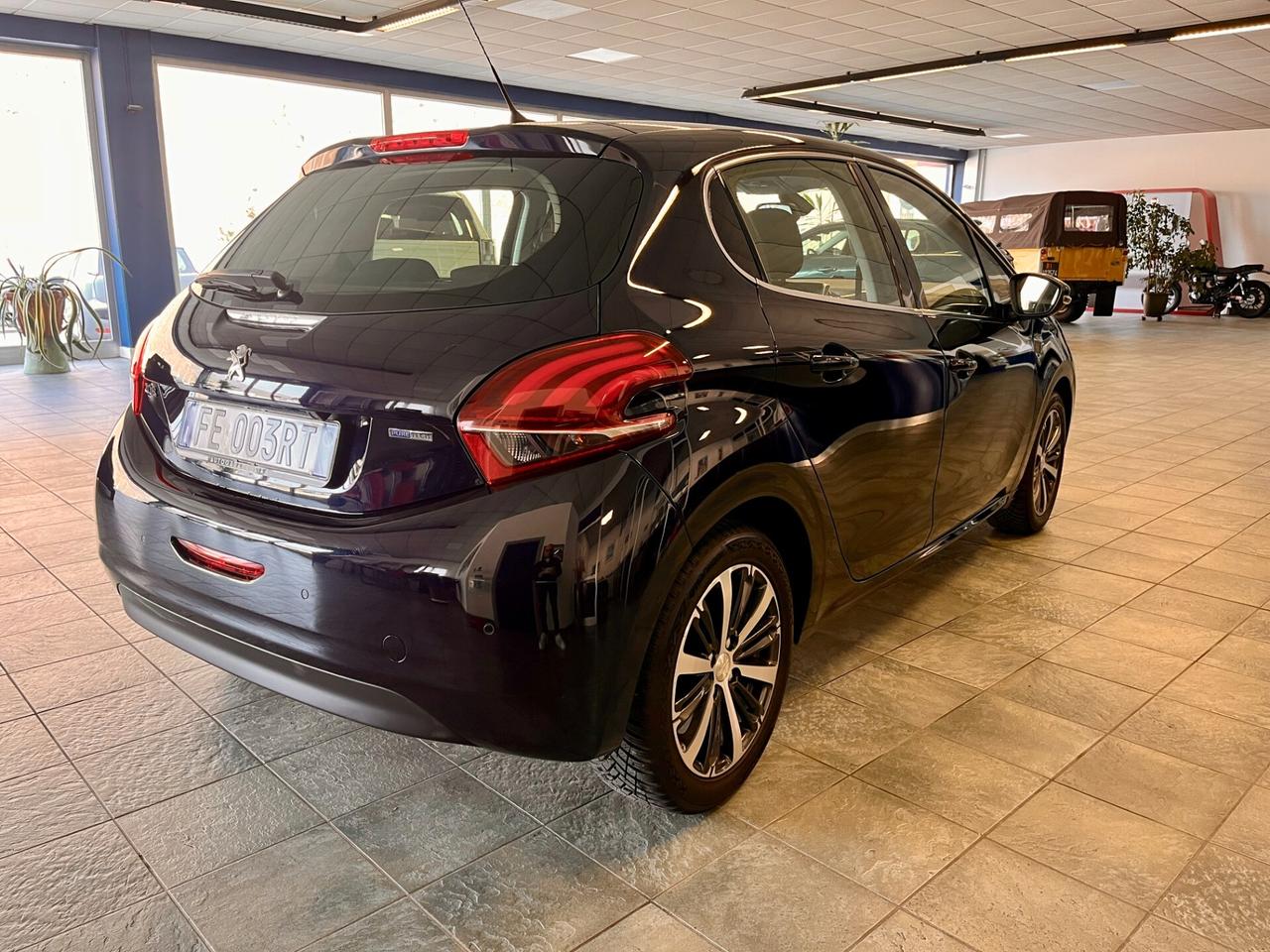 Peugeot 208 1.2 82cv 5 porte Allure