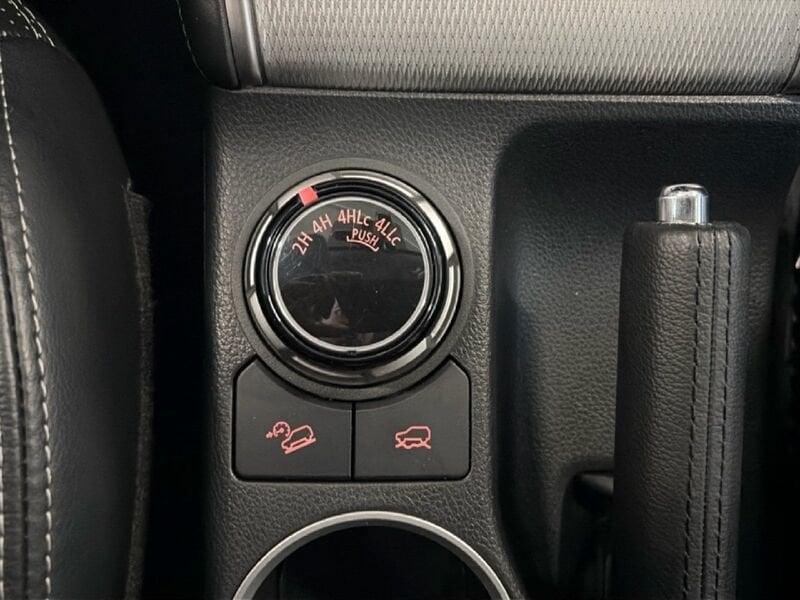 Mitsubishi L200 L200 d.cab 2.3d Intense 4wd 150cv auto