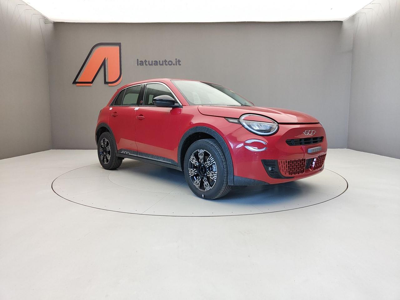 FIAT 600 IV 2023 600E RED 156CV