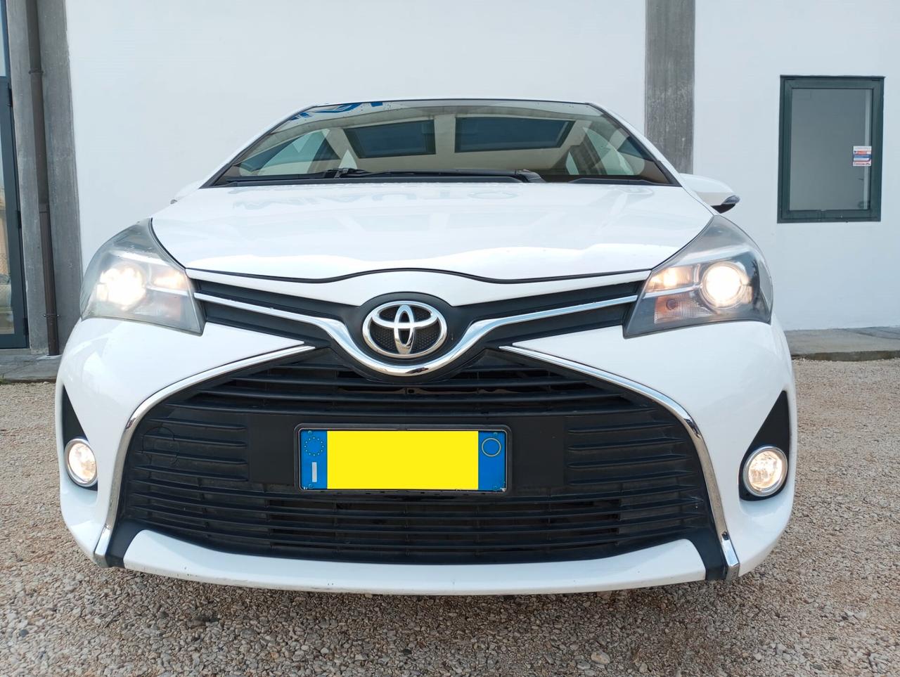 Toyota Yaris 1.0 5 porte Lounge