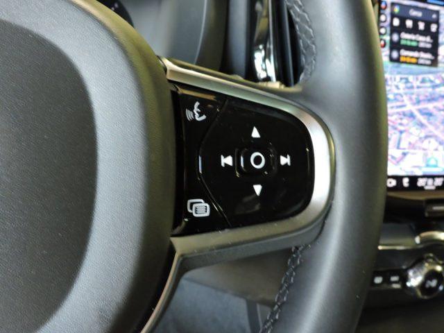 VOLVO XC60 B4 PLUS DARK AUTOMATICA AZIENDALE