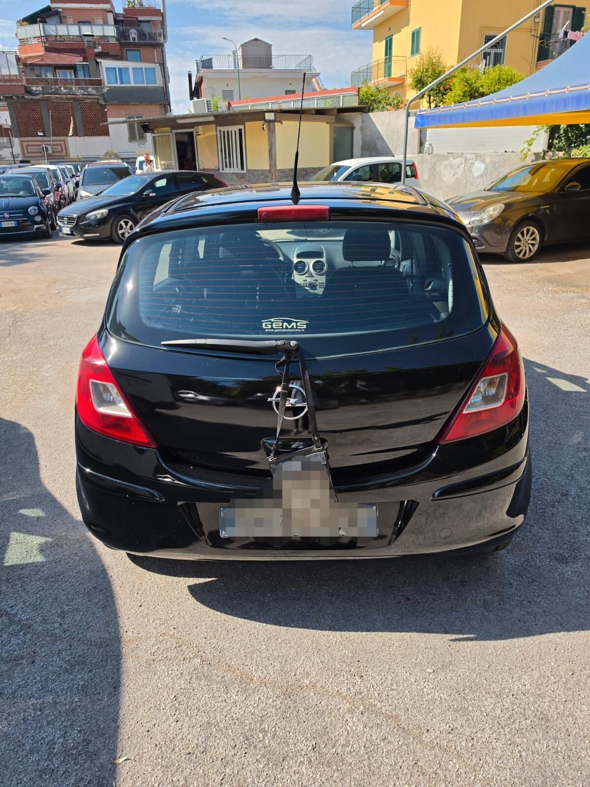 Opel Corsa 1.0 12V 5 porte GPL