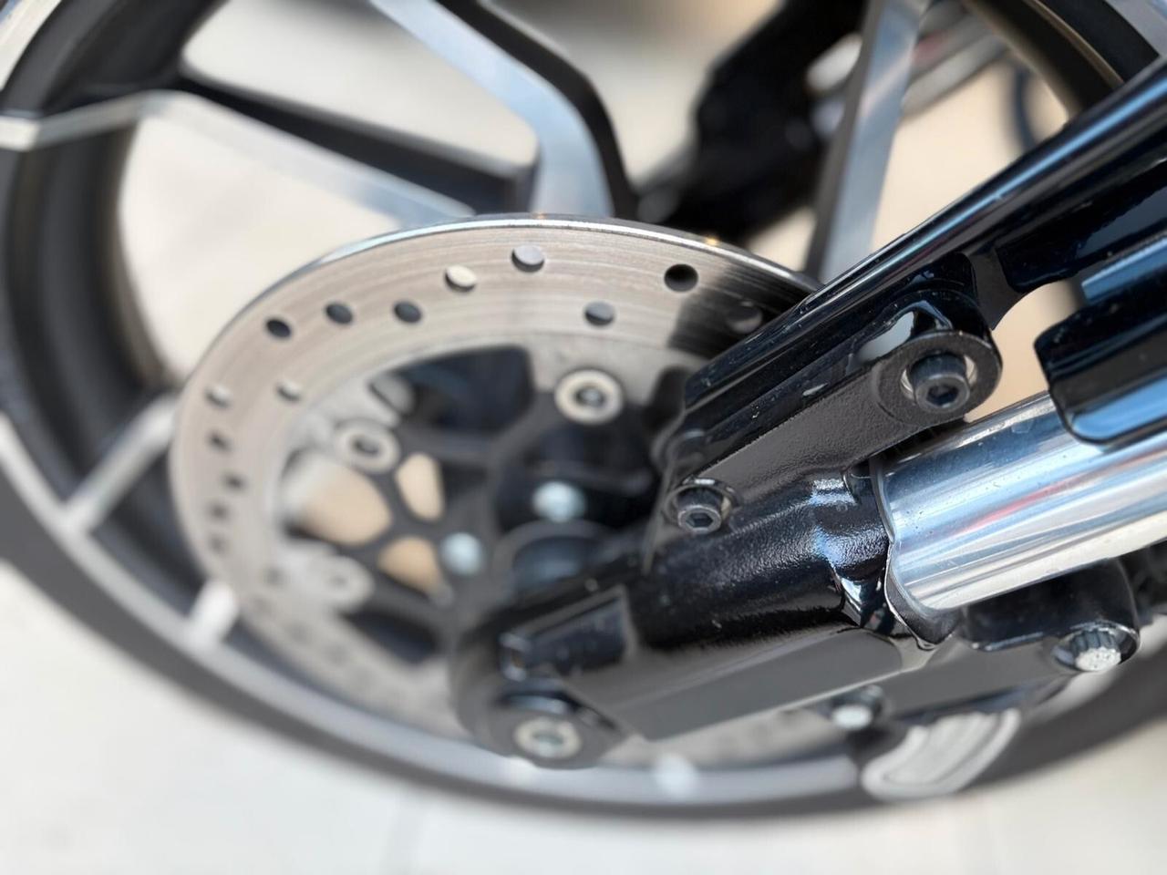 Harley-davidson Sport Glide 107 1745cc UNICO PR.