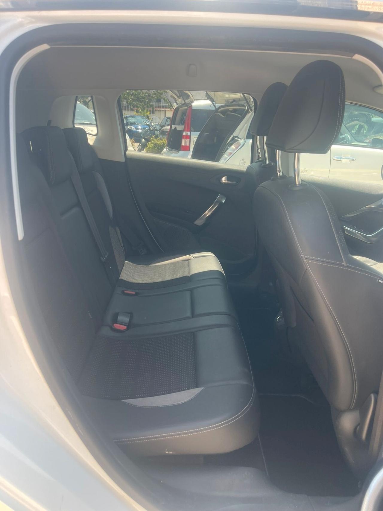 Peugeot 2008 1.6 e-HDi 92 CV Stop&Start ETG6 Allure