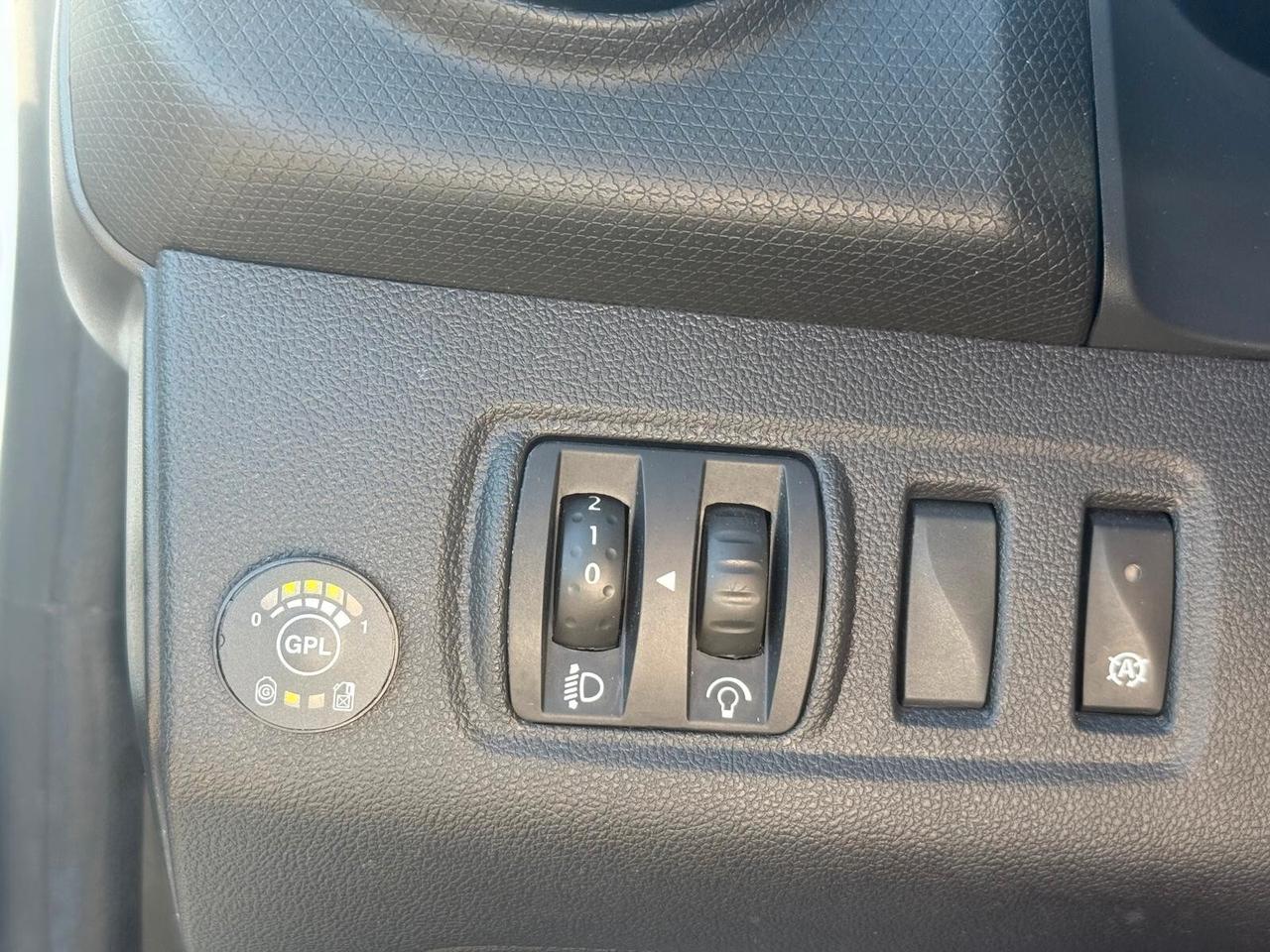 Renault Clio 900 TCe 90 CV GPL 5 porte Energy Zen *Ok Neopatentati*