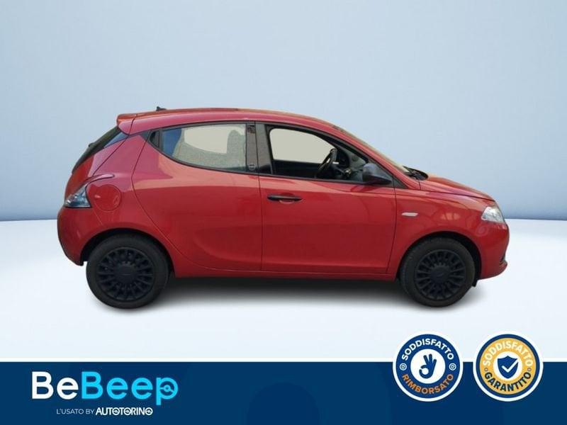 Lancia Ypsilon 1.0 FIREFLY HYBRID SILVER S&S 70CV