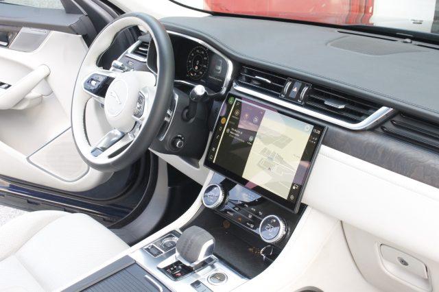 JAGUAR F-Pace 2.0 D 204 CV AWD aut. SE TETTO/PELLE