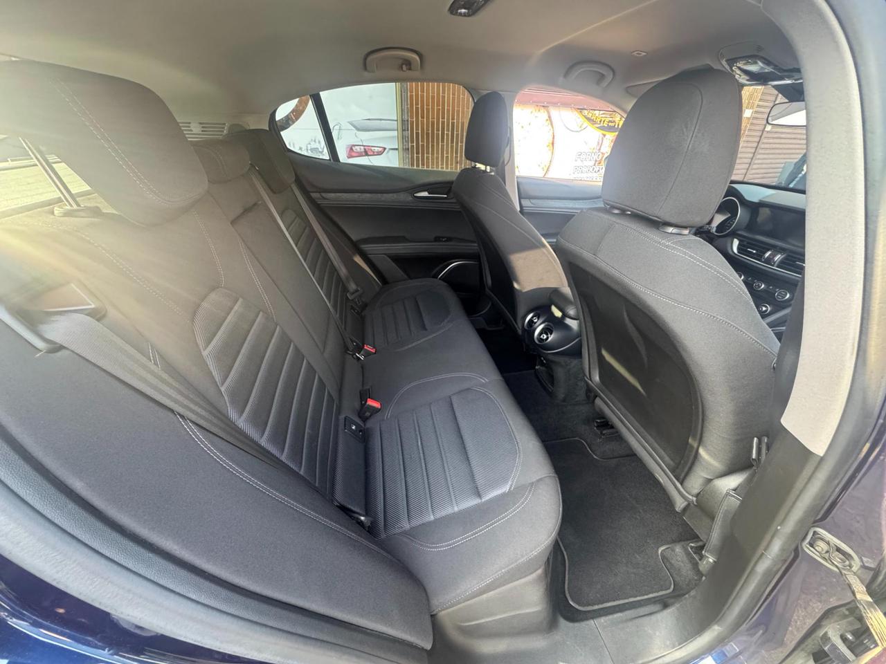 Alfa Romeo Stelvio 2.2 t Business rwd 160cv auto