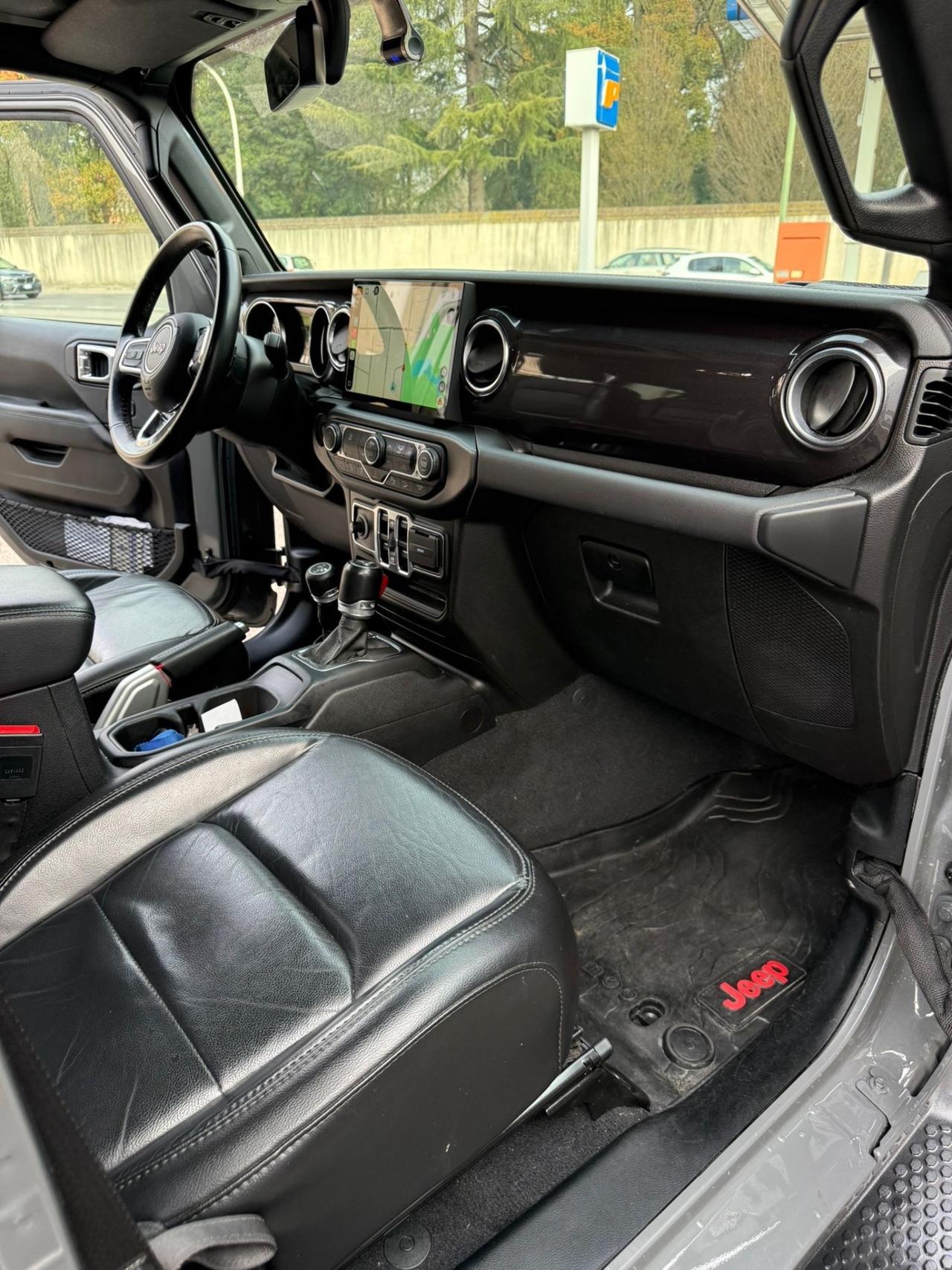 Jeep Wrangler 2.0 Turbo Sahara